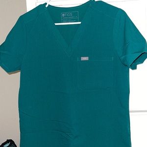 FIGS Catarina one pocket scrub top in limited edition Hunter Green